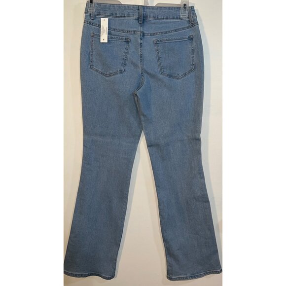 No Boundaries Junior's Mid-Rise Bootcut Jeans Size 11 - Picture 2 of 3